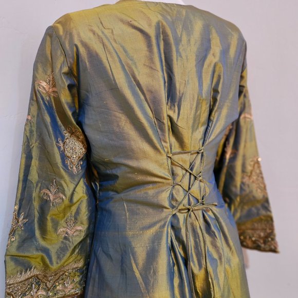 Authentic Sari Place Dress - Picture 3 of 6